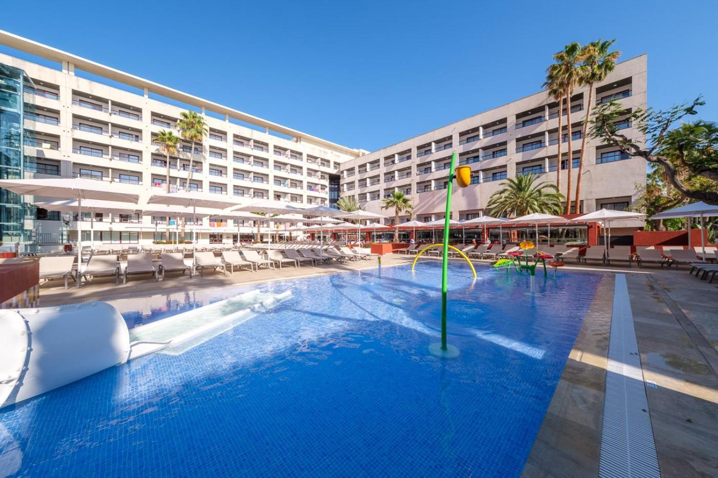 Apartamentos Estival Park La Pineda Eksteriør bilde
