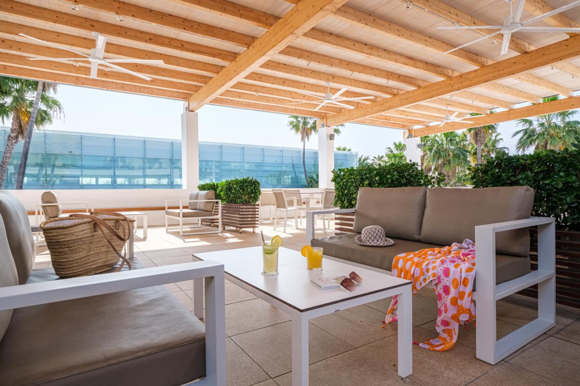 Apartamentos Estival Park La Pineda Eksteriør bilde