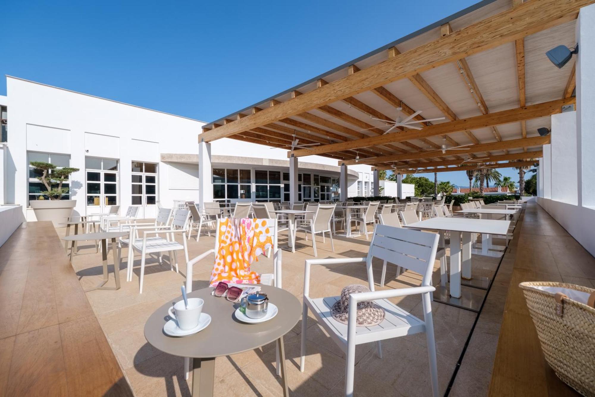 Apartamentos Estival Park La Pineda Eksteriør bilde
